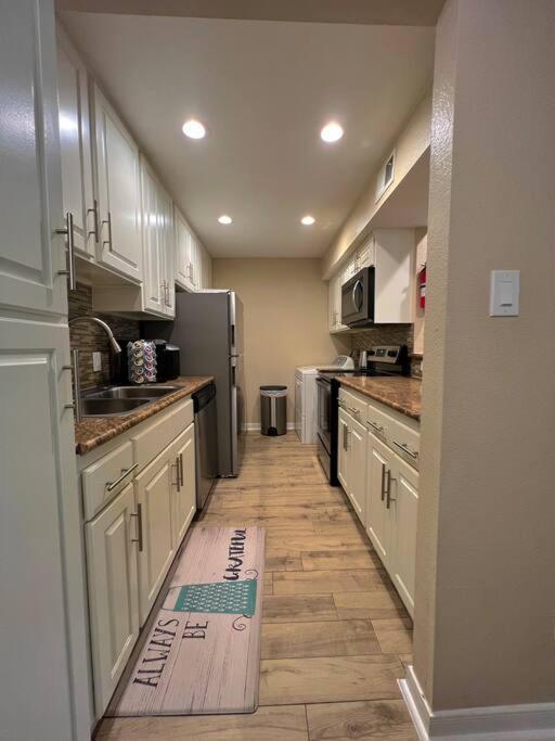 Beautiful/Spacious 2 Bedroom Houston Near Galleria Esterno foto