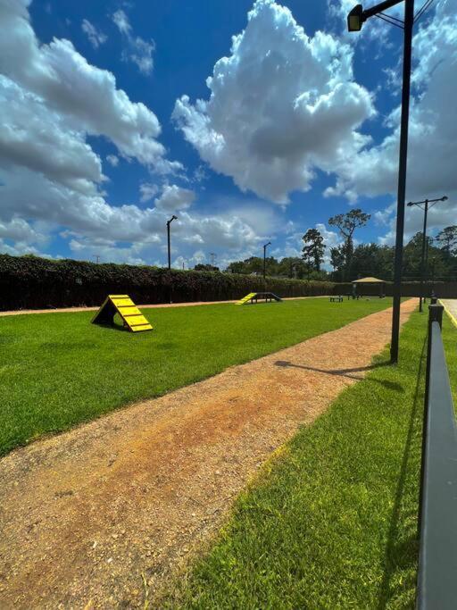 Beautiful/Spacious 2 Bedroom Houston Near Galleria Esterno foto